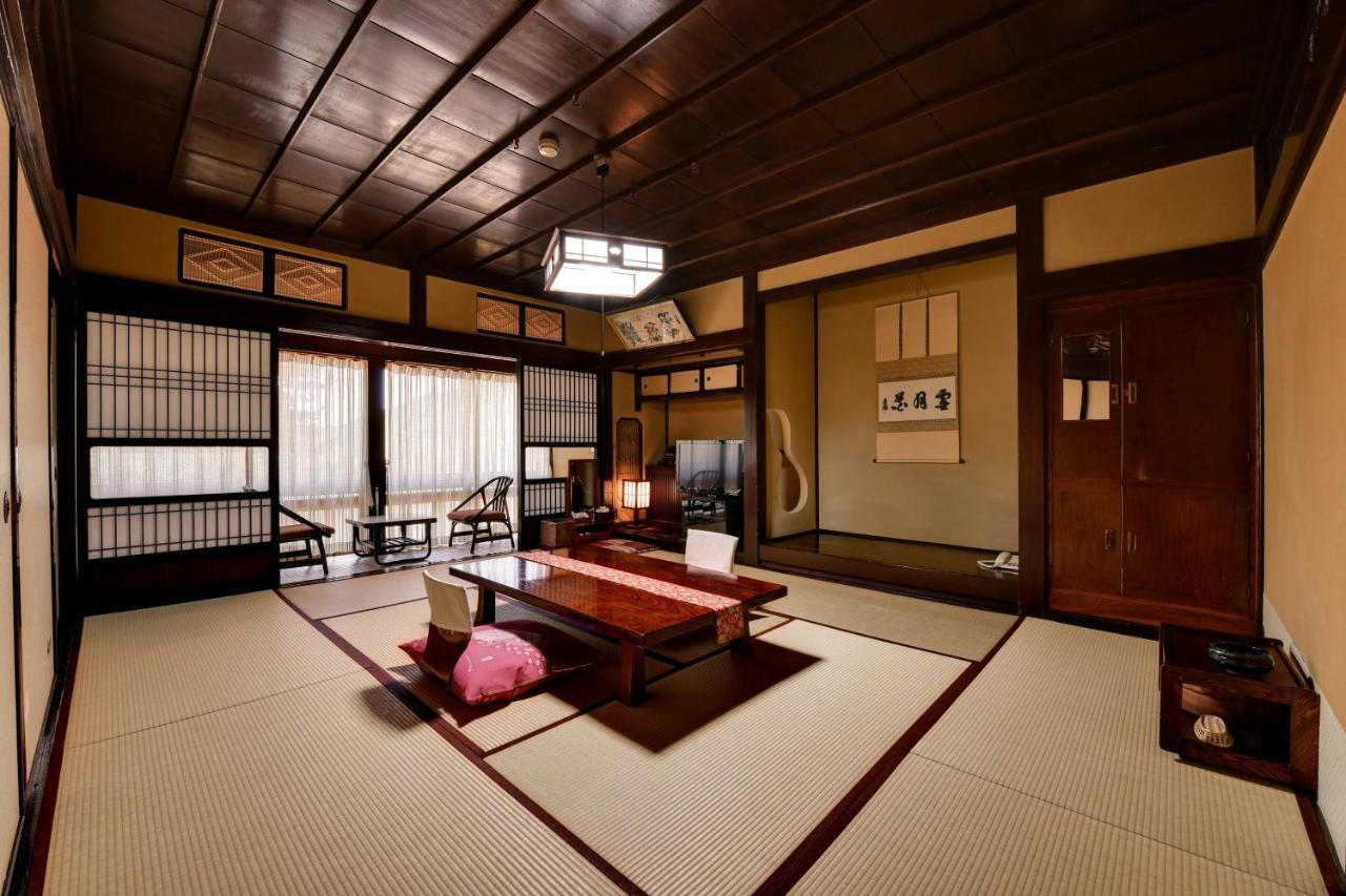 Nishiya Hotel โยเนซาวะ ภายนอก รูปภาพ