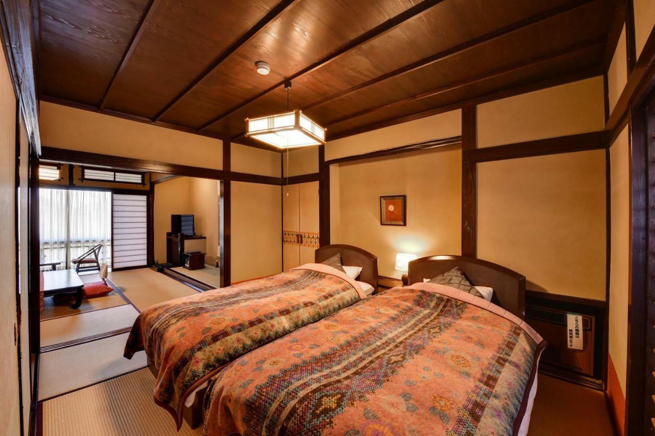 Nishiya Hotel โยเนซาวะ ภายนอก รูปภาพ