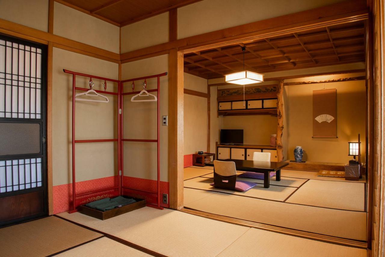 Nishiya Hotel โยเนซาวะ ภายนอก รูปภาพ