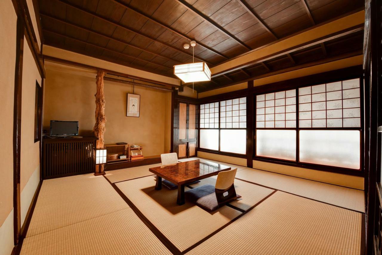 Nishiya Hotel โยเนซาวะ ภายนอก รูปภาพ